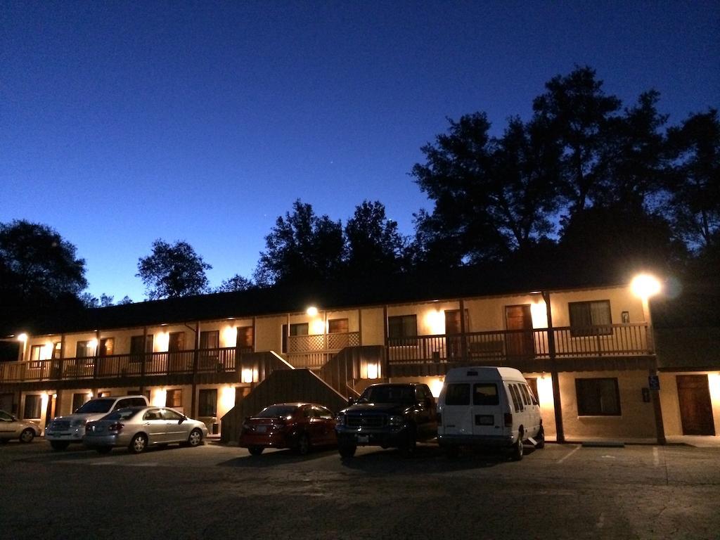 Miners Motel Jamestown Exterior photo